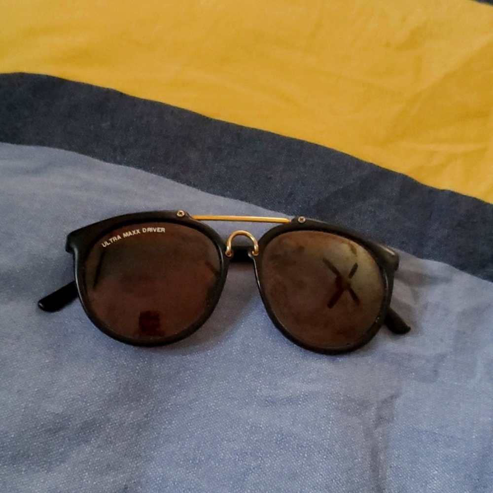 VT Sunglasses